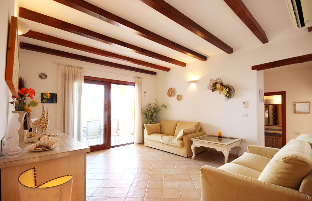 appartamento con giardino e splendida vista su Tavolara Sardegna